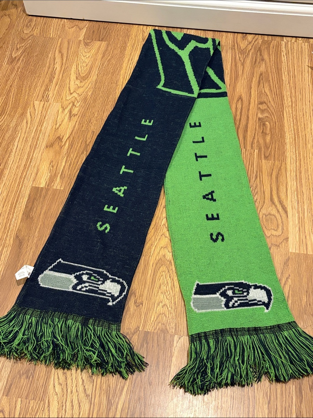 Seattle Green and Navy Knit Fan Scarf - Green, Navy